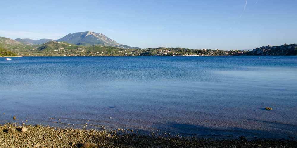 lake vouliagmenis